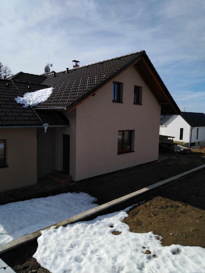 Rodinne Ubytovani Krauskopfovi 伏尔塔瓦河畔利普诺 外观 照片