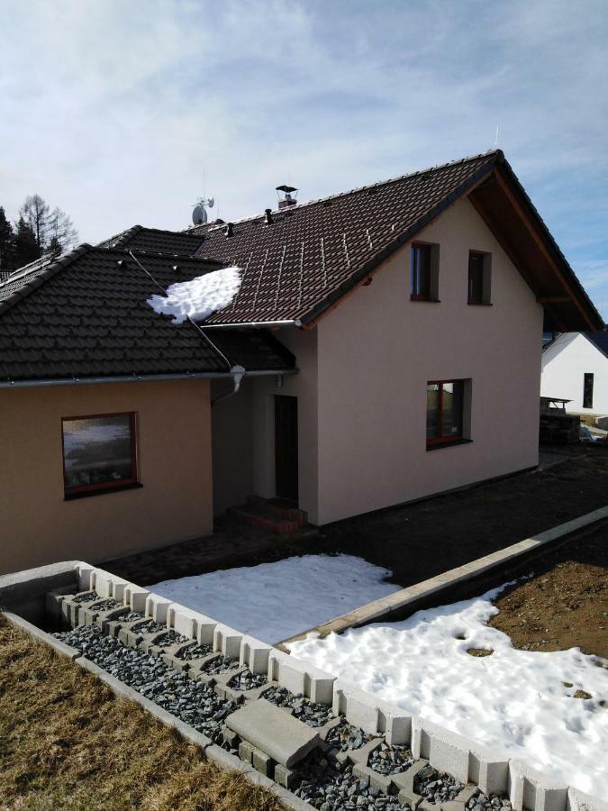 Rodinne Ubytovani Krauskopfovi 伏尔塔瓦河畔利普诺 外观 照片